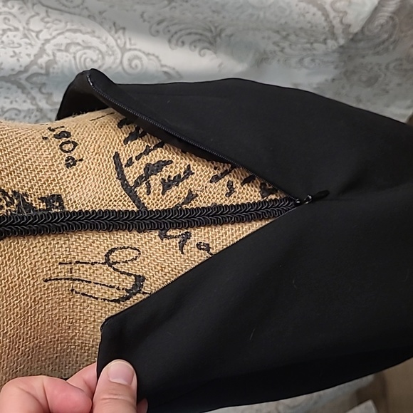 Zara Women Black Pencil Skirt slit in back zip up side size M - Picture 4 of 7